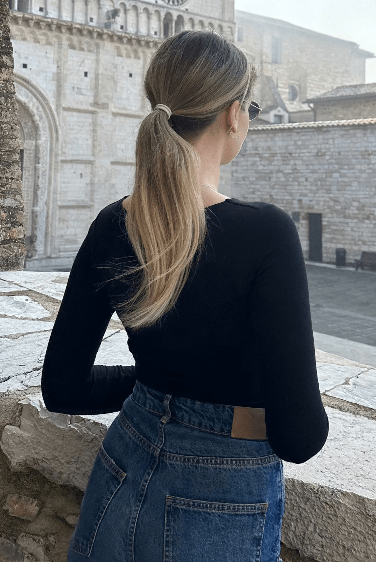 Lezat Bodysuit Whitney Cotton Long Sleeve Cutout Twist Bodysuit - Black