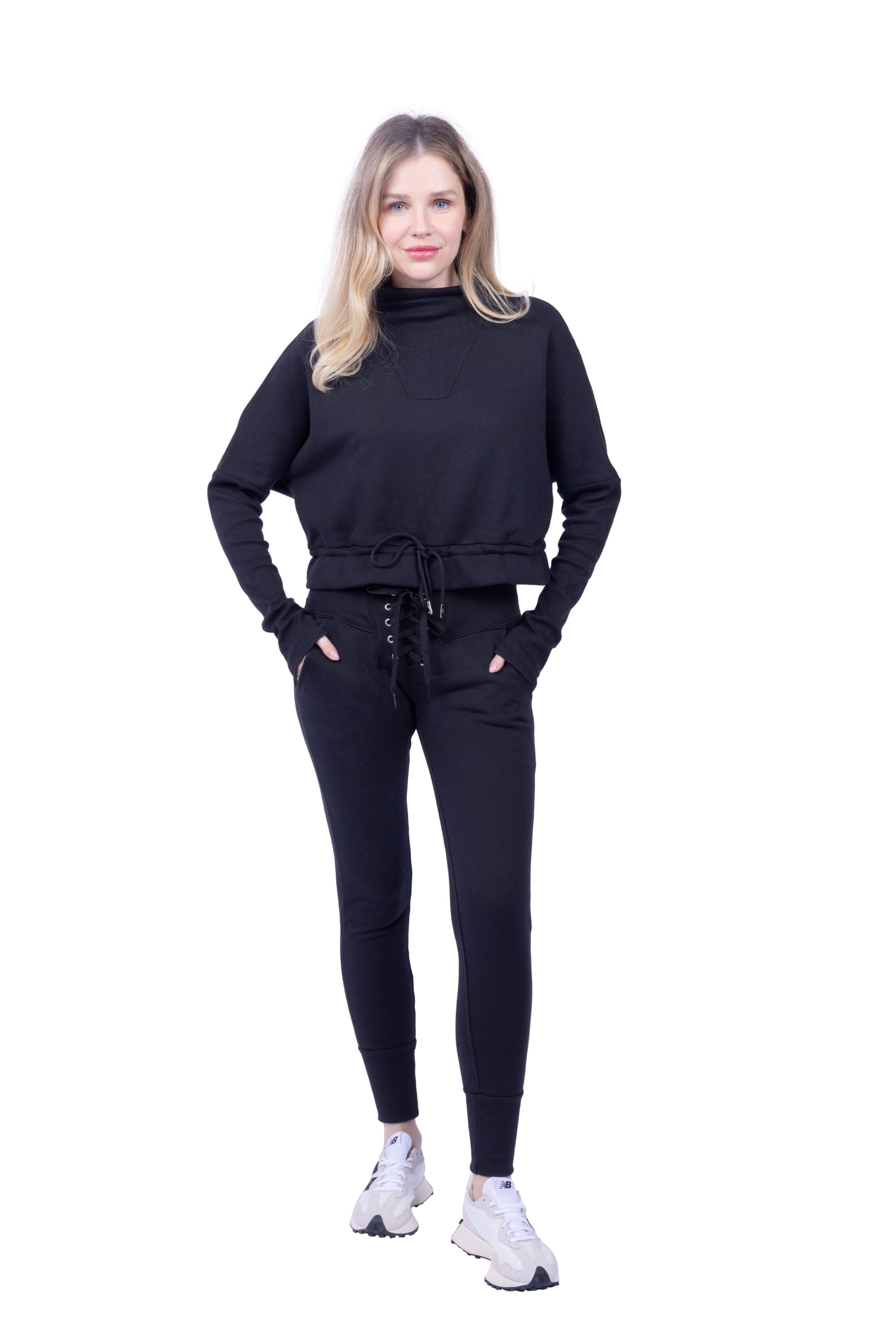 Lezat Pullover Britney Organic Cotton Roll-Neck Sweatshirt - Black