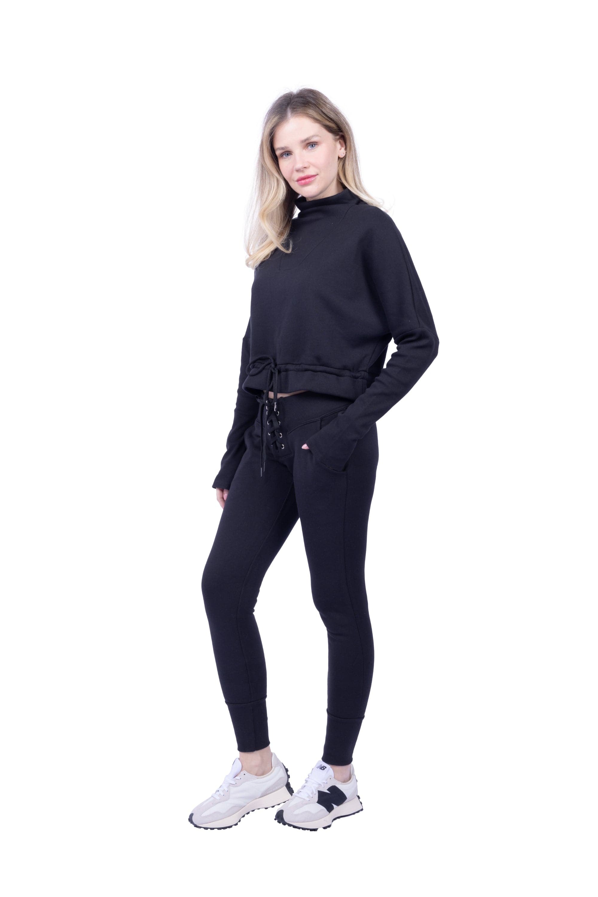 Lezat Pullover Britney Organic Cotton Roll-Neck Sweatshirt - Black