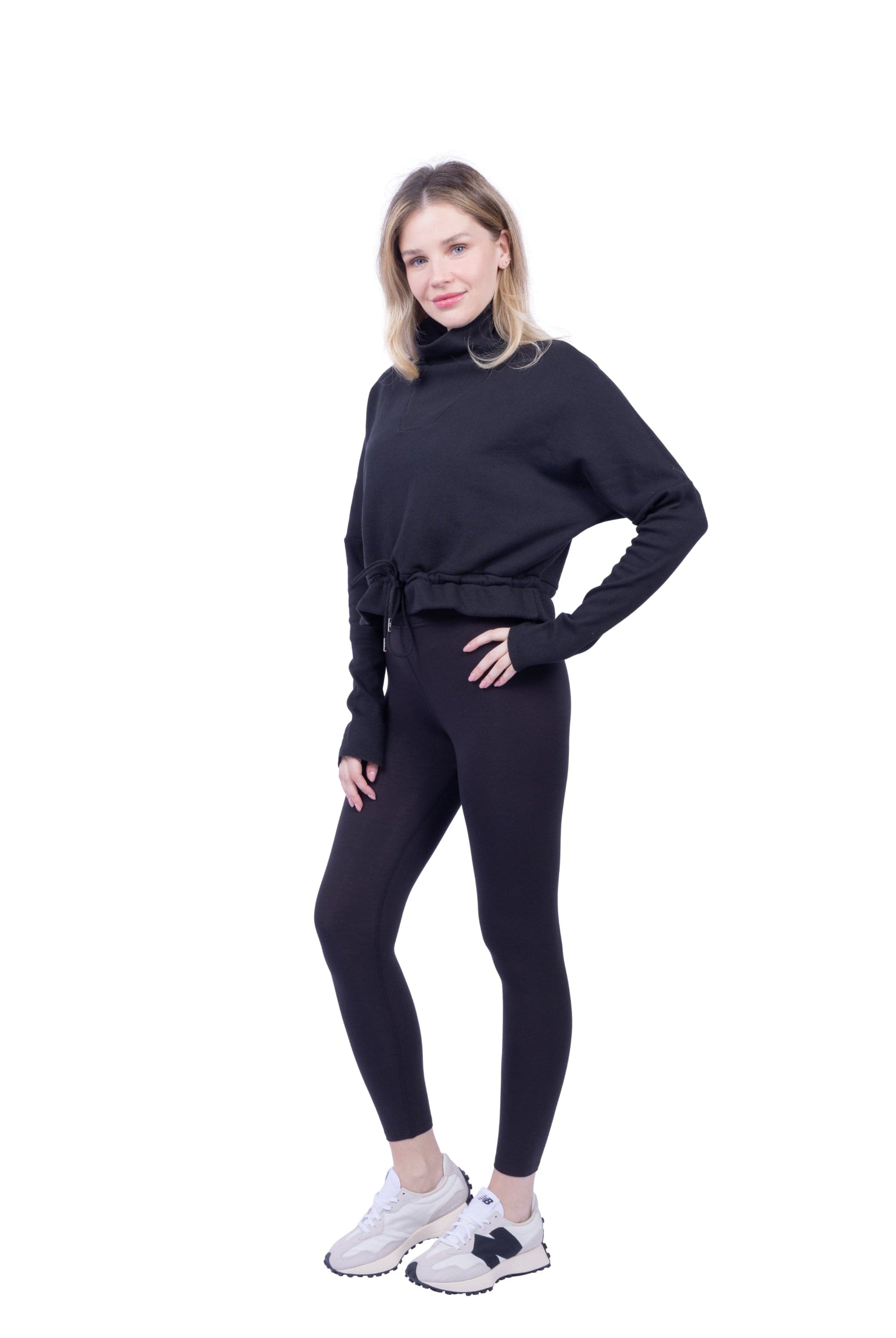 Lezat Pullover Britney Organic Cotton Roll-Neck Sweatshirt - Black