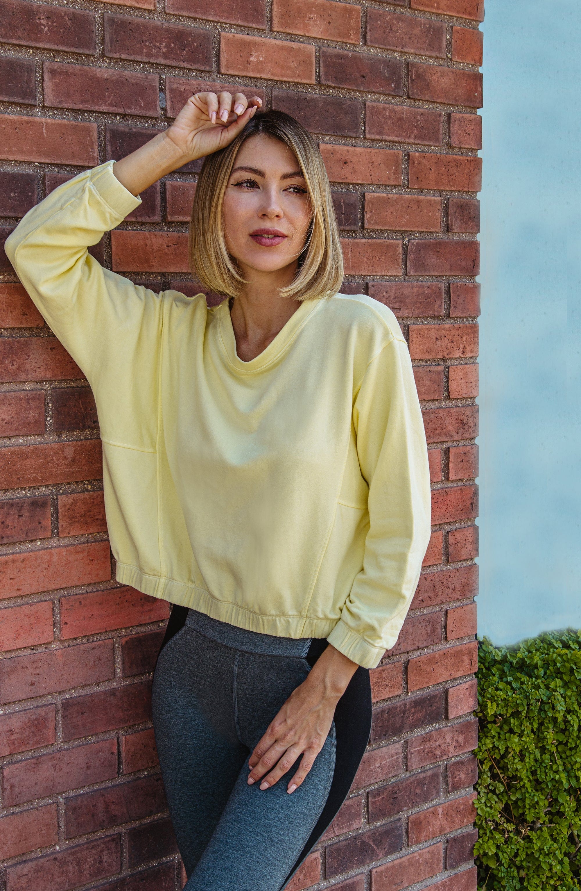 Lezat Pullover Ivy Boxy Cropped Modal Pullover - Sunny