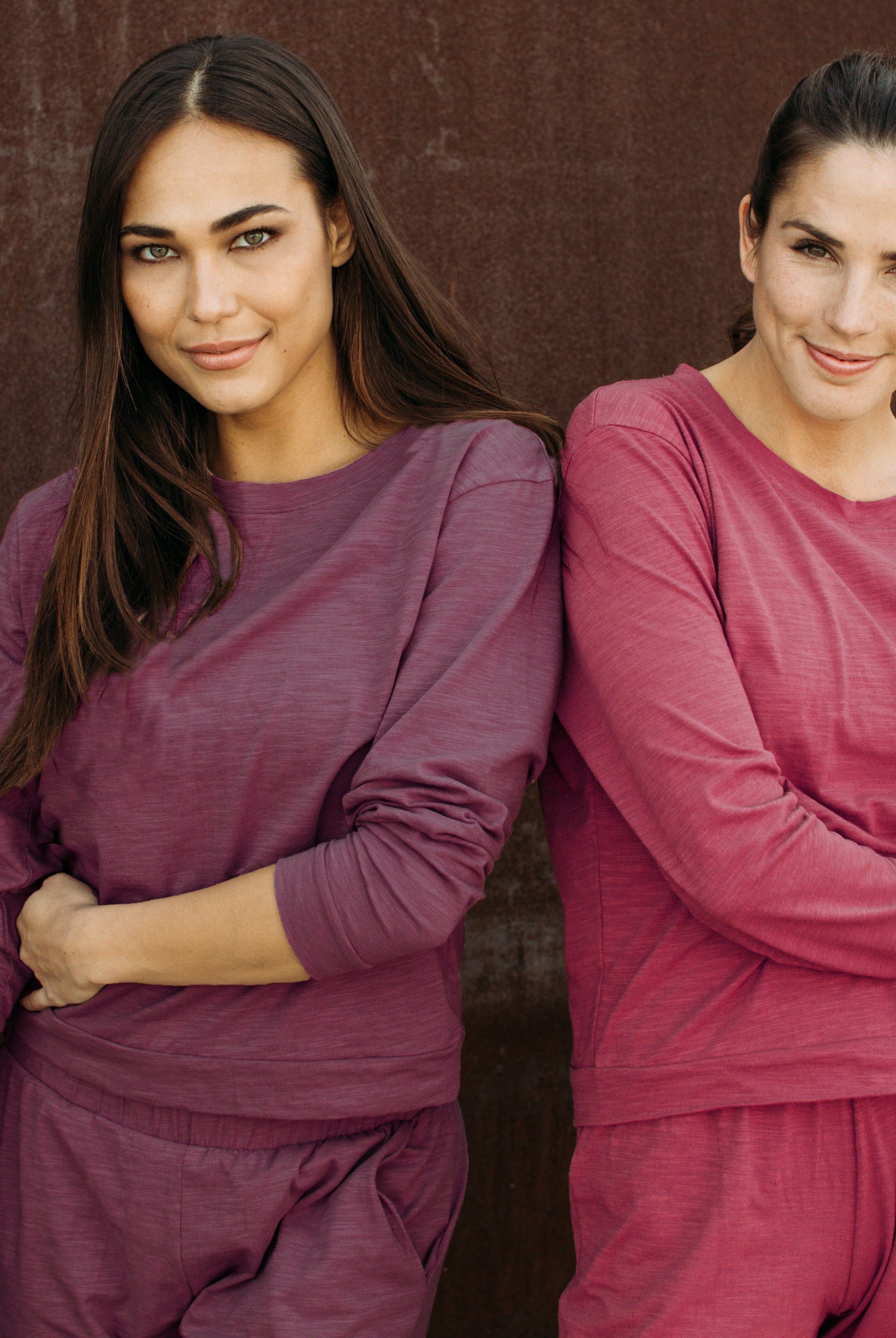 Lezat Pullover Tegan Organic Cotton Long Sleeve Pullover