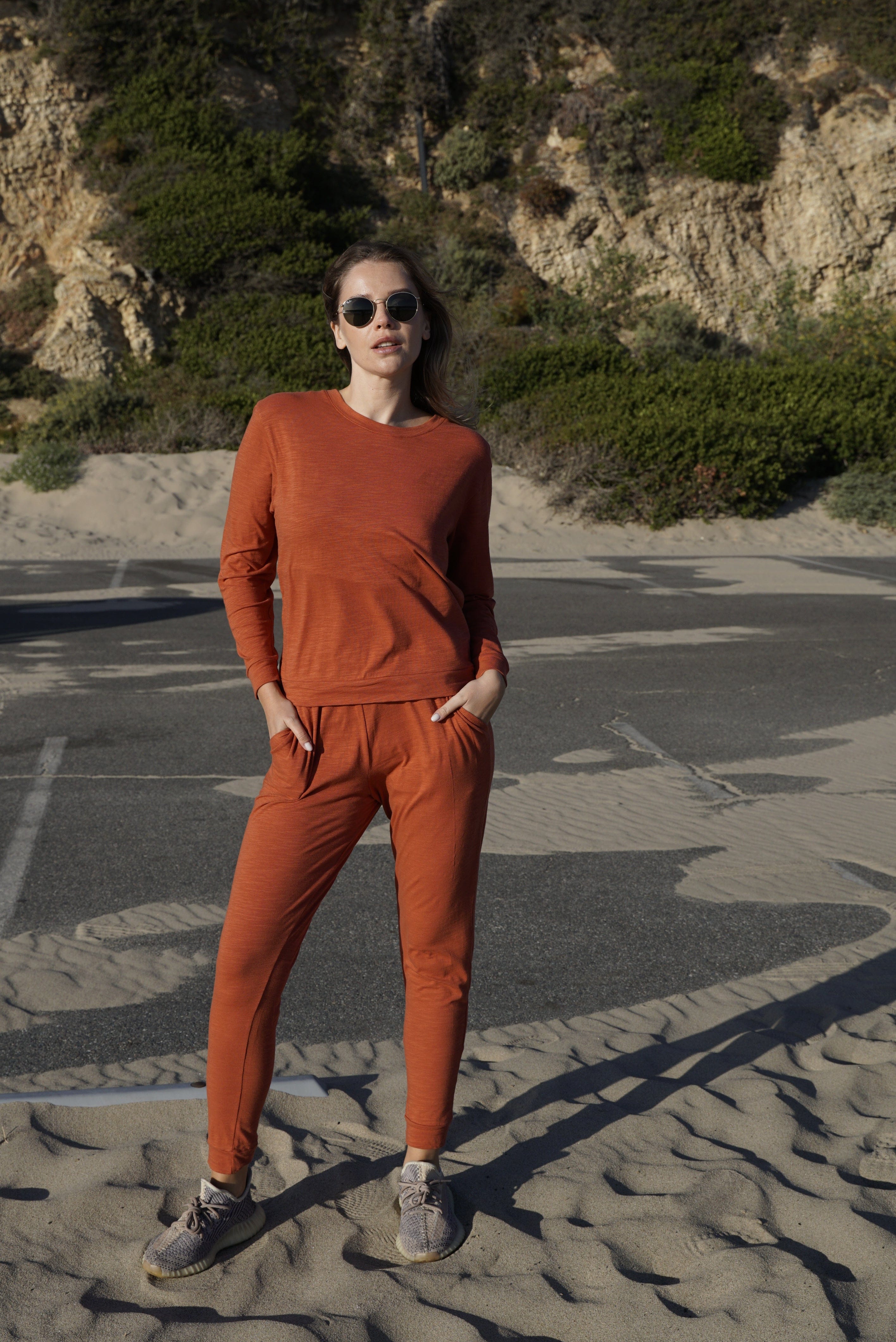 Lezat Tank Tegan Cotton Long Sleeve Pullover - Brick