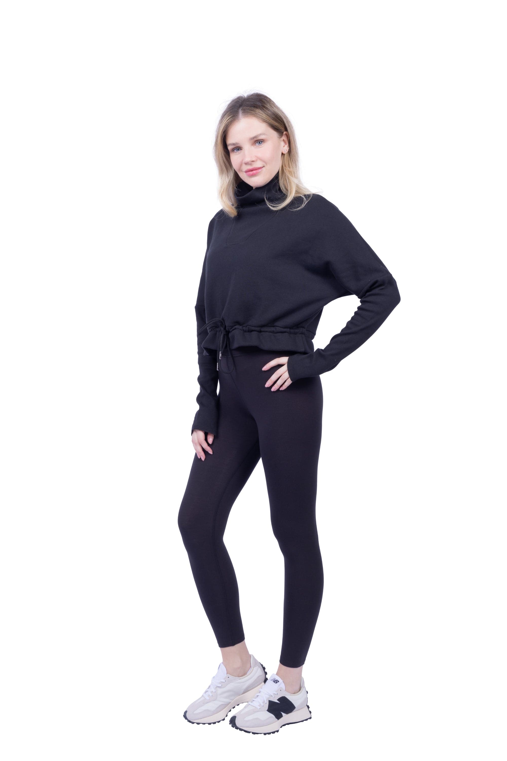 Lezat Pullover Britney Organic Cotton Roll-Neck Sweatshirt - Black