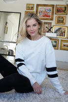Lezat Pullover Gilda Organic Cotton Varsity Sweatshirt - White