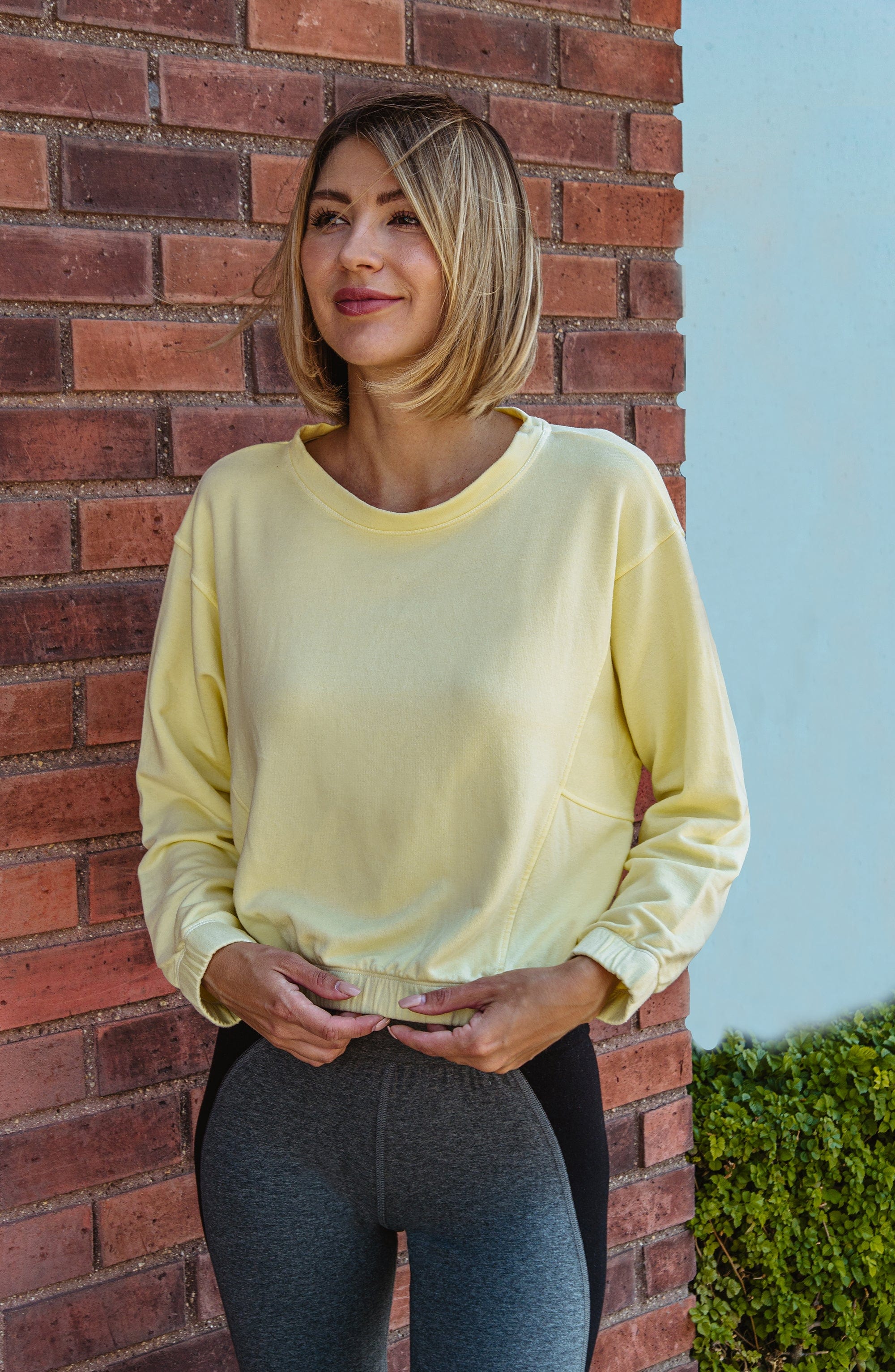 Lezat Pullover Ivy Boxy Cropped Modal Pullover - Sunny