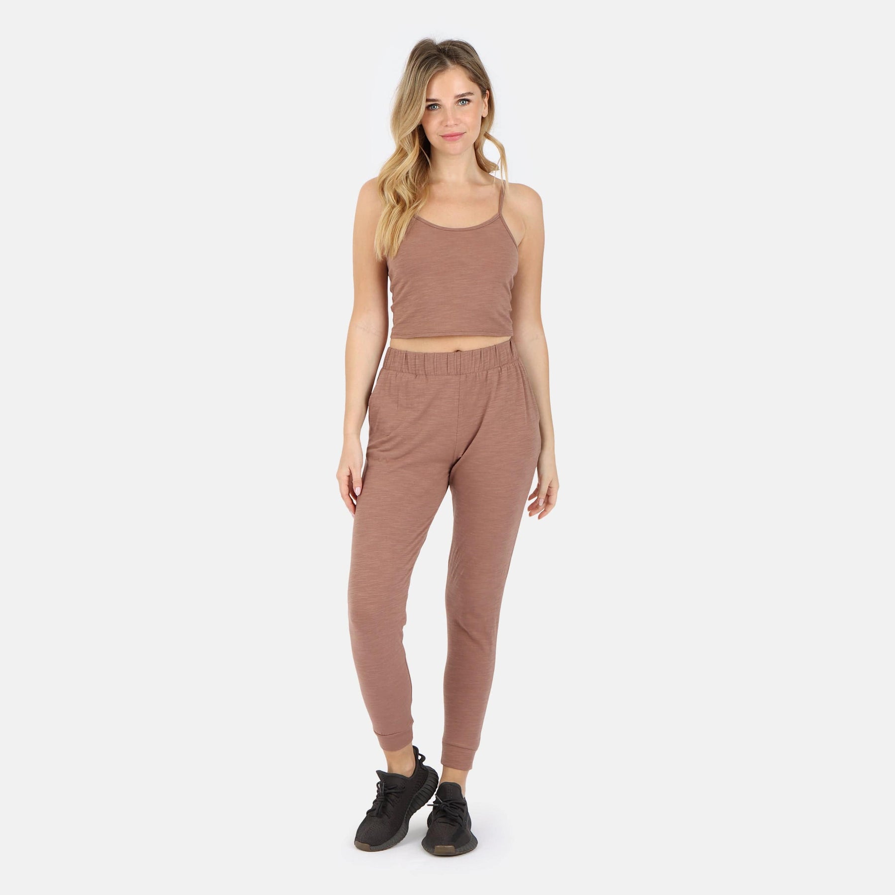 https://www.lezat.com/cdn/shop/products/lezat-tank-tegan-cotton-cami-tank-cocoa-37016029200622_1800x1800.jpg?v=1648899778