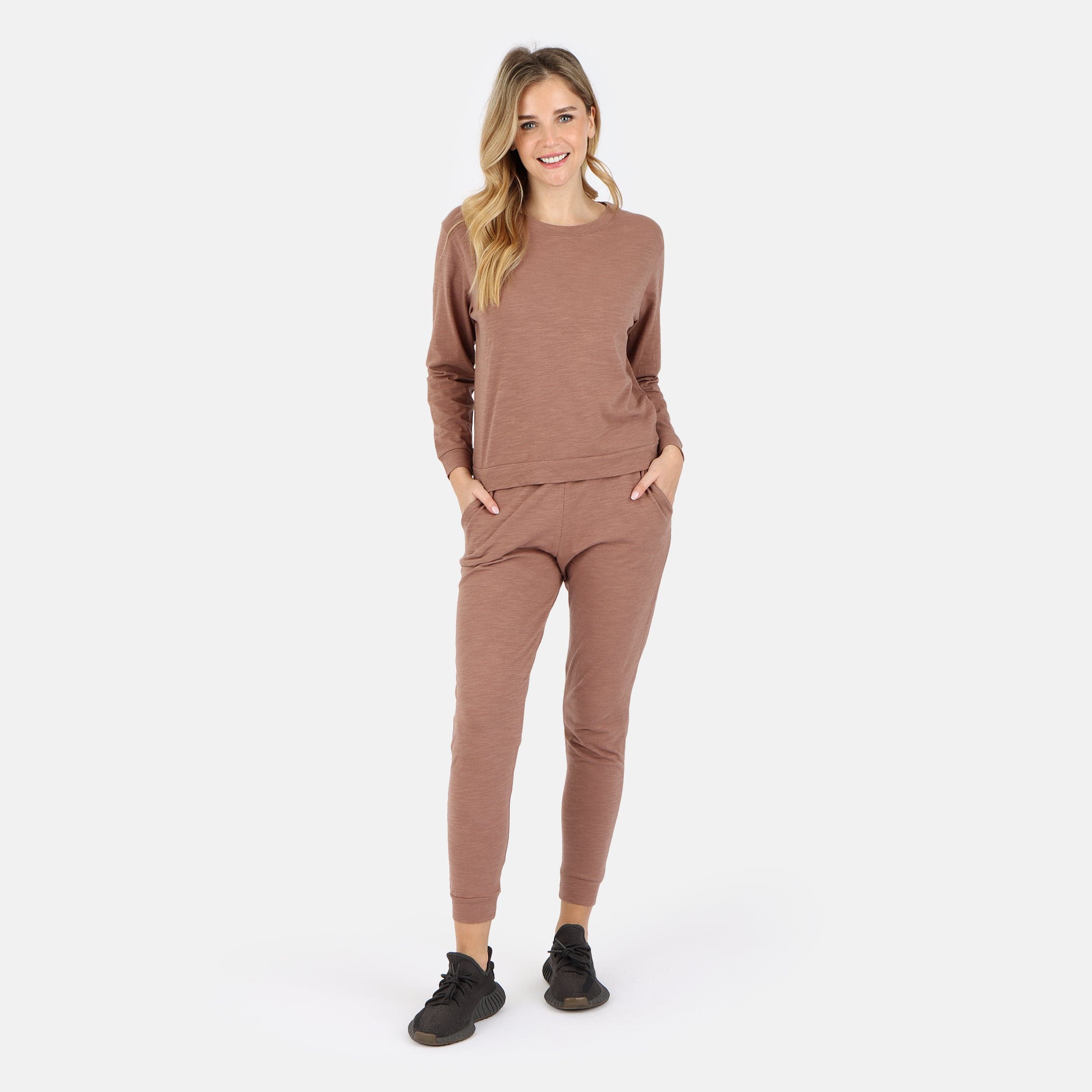 Lezat Tank Tegan Cotton Long Sleeve Pullover - Cocoa