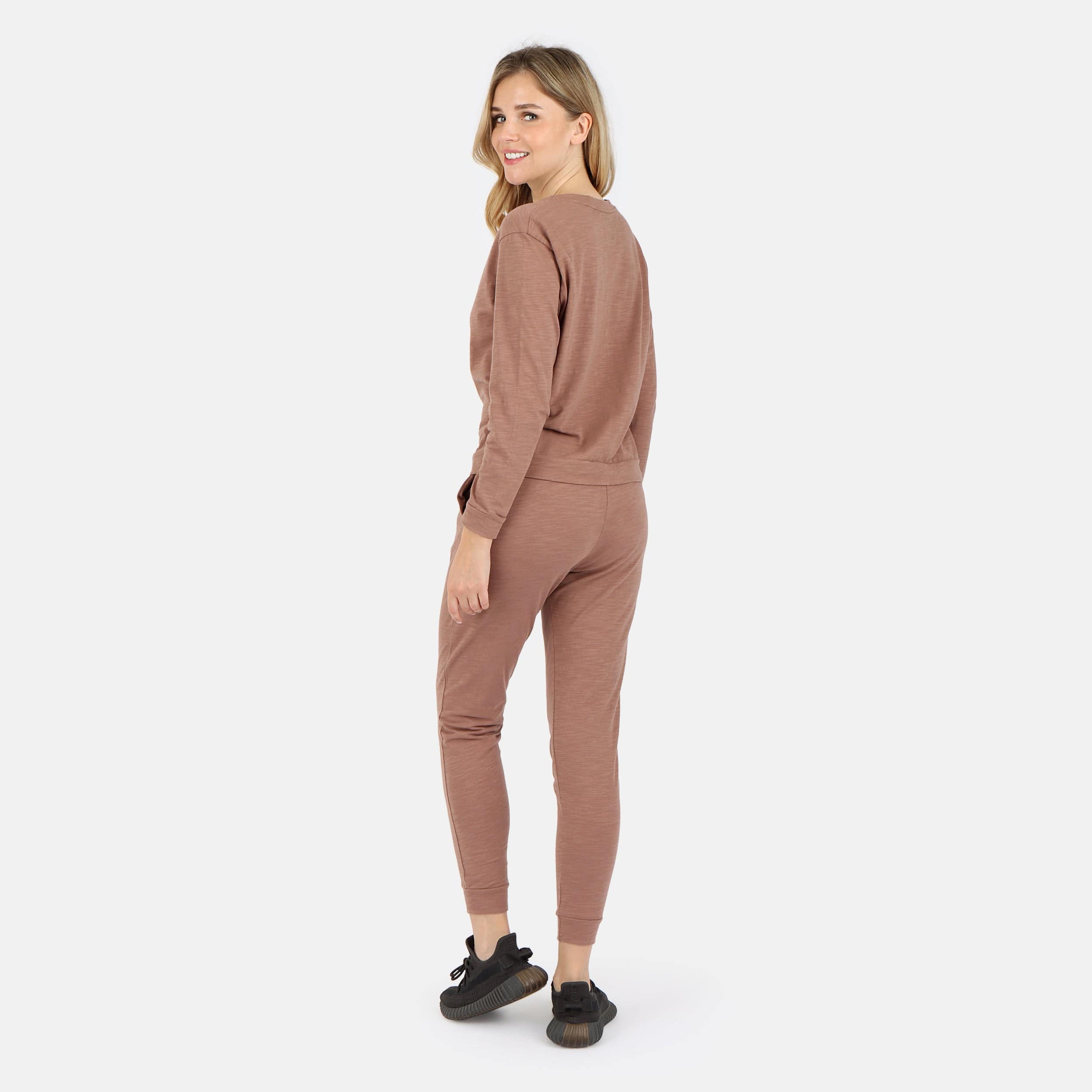 Lezat Tank Tegan Cotton Long Sleeve Pullover - Cocoa